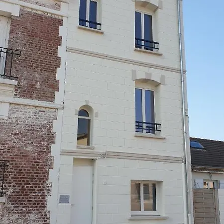 Apartment Au Bord De *